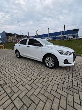 CHEVROLET ONIX 1.0 TURBO FLEX PLUS LT AUTOMÁTICO CHEVROLET ONIX 1.0 TURBO FLEX PLUS LT AUTOMÁTICO